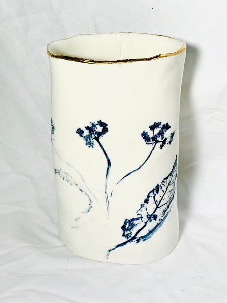 Cow parsley blue